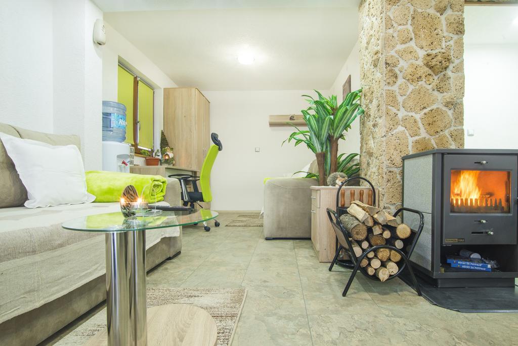 Moonriver Apartment Veljun Экстерьер фото